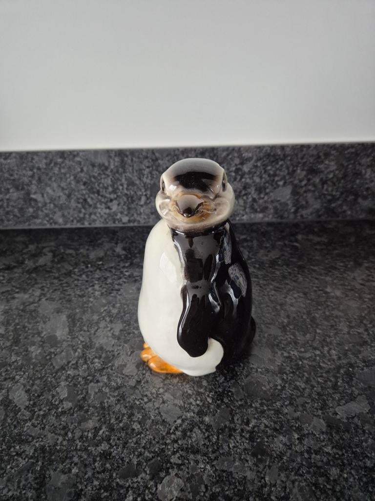 Goebel spaarpot penquin zonder sleutel 5008917, Ophalen of Verzenden, Zo goed als nieuw, Metaal of Blik, Overige thema's