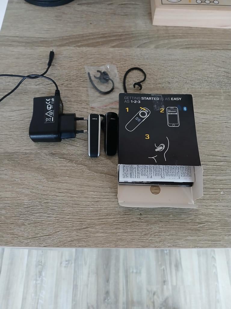 Jabra bluethoot headset compleet, Telecommunicatie, Mobiele telefoons | Oordopjes, Ophalen of Verzenden, Zo goed als nieuw