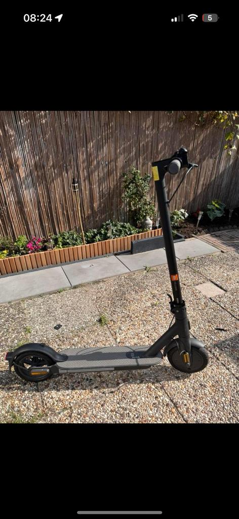 elektrische step xiaomi essesntial, Fietsen en Brommers, Steps, Ophalen, Zo goed als nieuw, Elektrische step (E-scooter)
