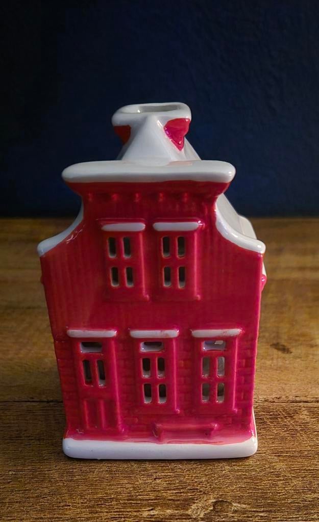 Keramiek Huisje - Sfeervol Decoratieobject, Huis en Inrichting, Ophalen of Verzenden, Rood, Overige materialen, Minder dan 25 cm