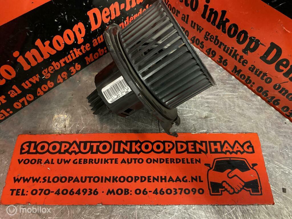 Opel Zafira B ('05-'11) Aanjager Kachelmotor (Airco) D8087, Auto-onderdelen, Ophalen of Verzenden, Gebruikt, Opel