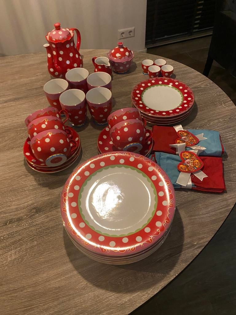 Oilily servies, Huis en Inrichting, Overige materialen, Ophalen of Verzenden, Zo goed als nieuw, Overige stijlen