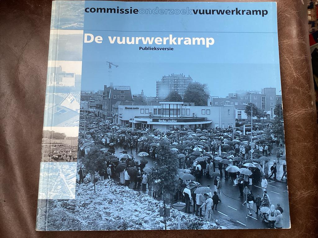 De Vuurwerkramp - Publieksversie, Ophalen of Verzenden, 20e eeuw of later, Zo goed als nieuw