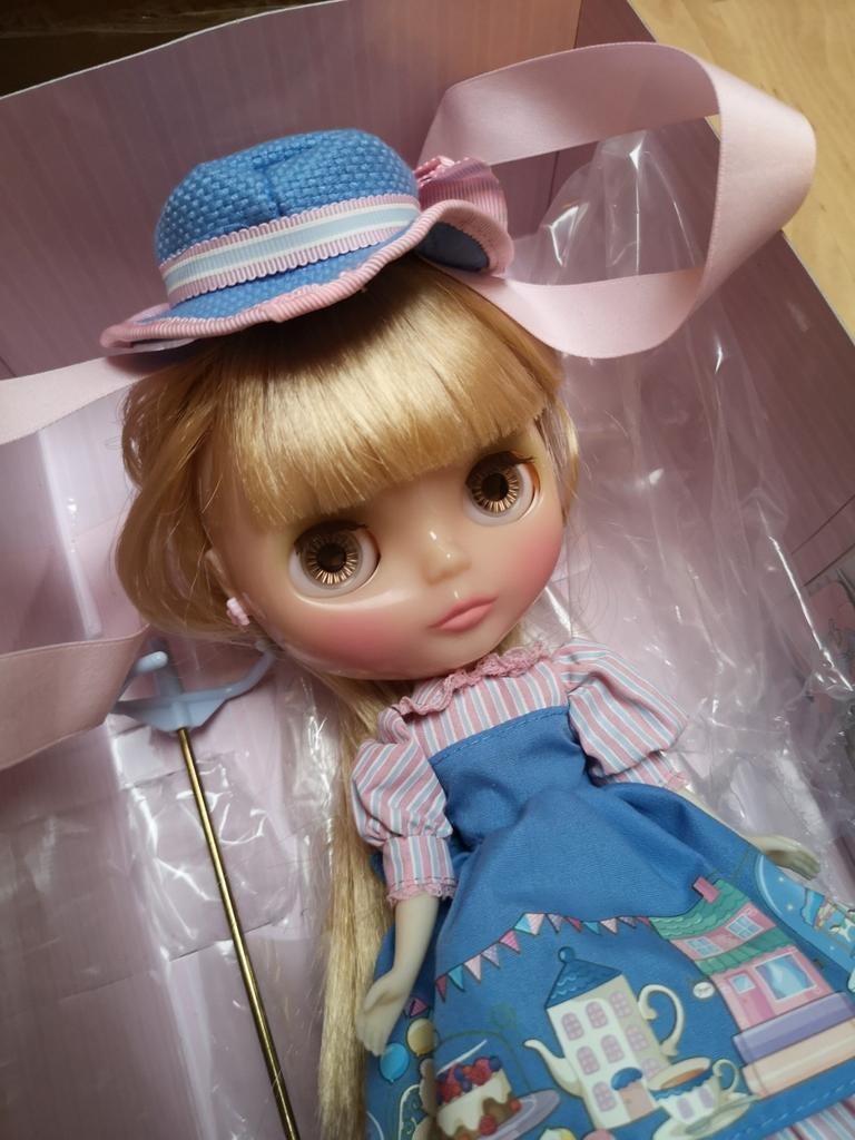 Blythe Pop Junie Moon Home Sweet Home, Ophalen of Verzenden, Zo goed als nieuw, Pop