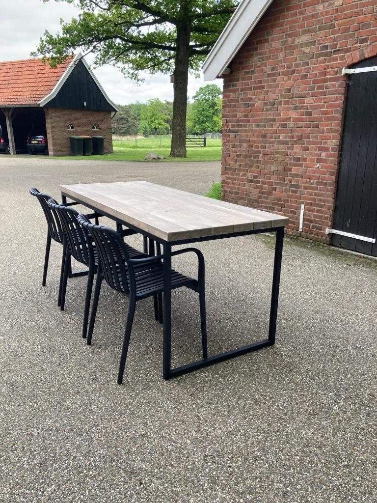 Eettafel 125 x 75 cm / terrastafel, Huis en Inrichting, Overige houtsoorten, 100 tot 150 cm, Nieuw, Vier personen