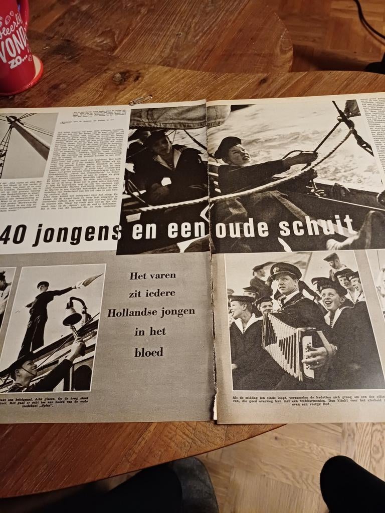 Artikel zeekadetcorps Jacob van Heemskerck Schiedam 1954, Ophalen of Verzenden, 1940 tot 1960, Krant