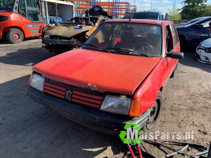 Versnellingsbak van een Peugeot 205, Gebruikt, -, -, Ophalen of Verzenden