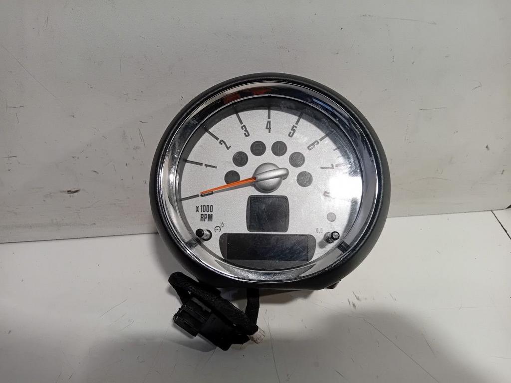 Toerenteller Mini Countryman, Auto-onderdelen, Onderdelen@venauto.nl, Van der Ven Autorecycling B.V., Gebruikt, Ettenseweg 76, 4706 PB Roosendaal, The Netherlands