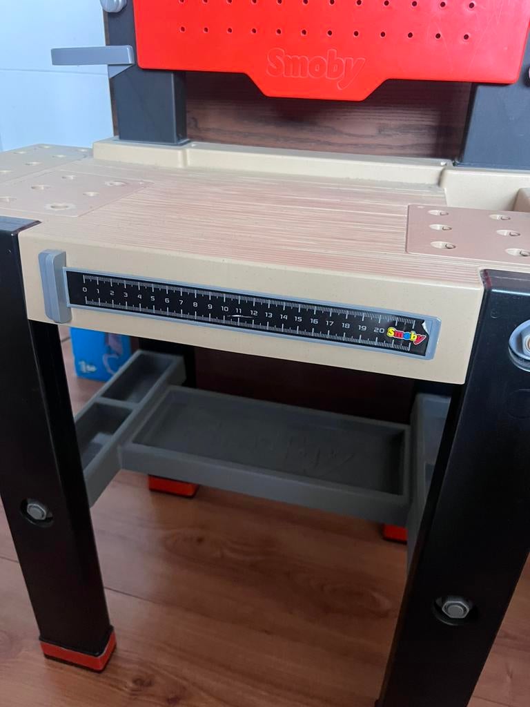 Smoby black en decker speelgoed werkbank, Ophalen, Zo goed als nieuw
