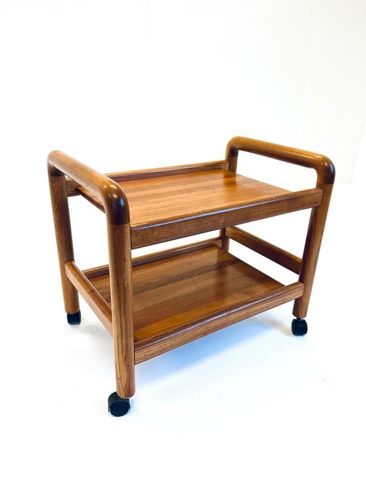 Vintage Deense teakhouten trolley ‘70, Verzenden, 55 tot 75 cm, Zo goed als nieuw, Vintage retro buisframe design rotan webbing papercord