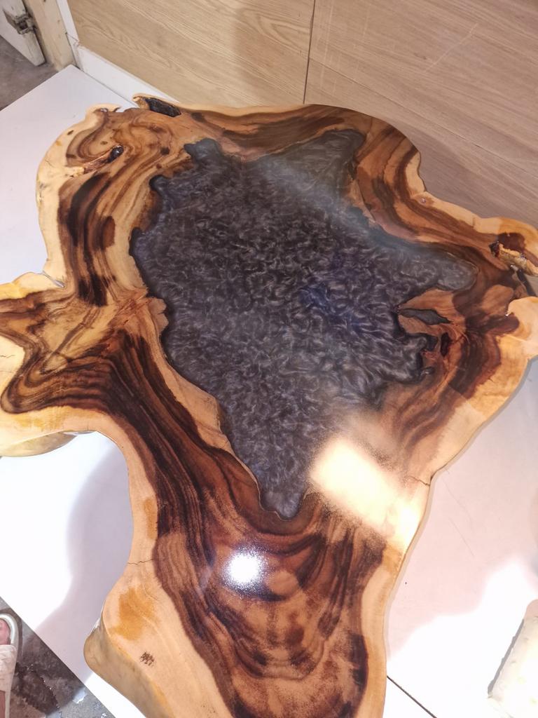 Suar tafel, gevuld met antraciet, nu 20% korting, Nieuw, Ophalen of Verzenden, Overige vormen, Minder dan 50 cm