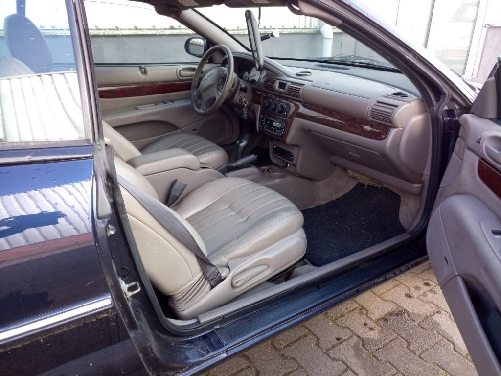 Foto 3 van youngtimer Chrysler Sebring 2003 CABRIO G3 LPG