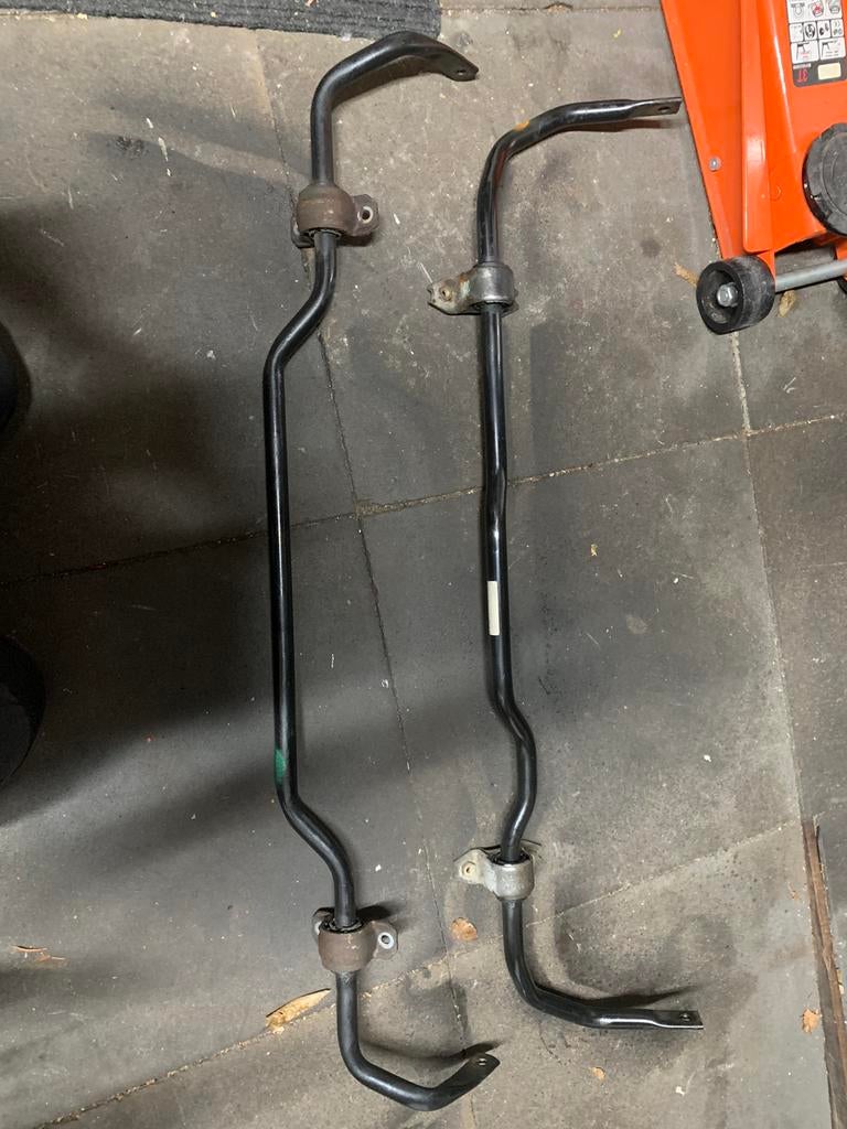 Golf 5/6 stabilisator stangen voor/achter, Ophalen, Gebruikt