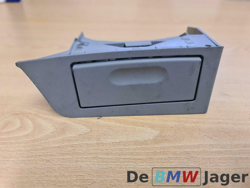 Afdekkap asbak links achter BMW 5-serie E60 E61 8208233, Gebruikt, Ophalen of Verzenden, BMW
