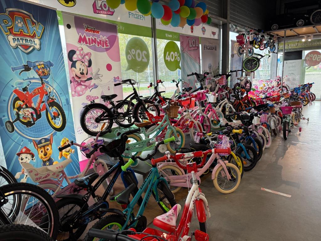 FIETSMASTER 10 INCH DISNEY KINDERFIETS FIETSEN OP=OP !, Zijwieltjes, Disney, Nieuw, Ophalen of Verzenden