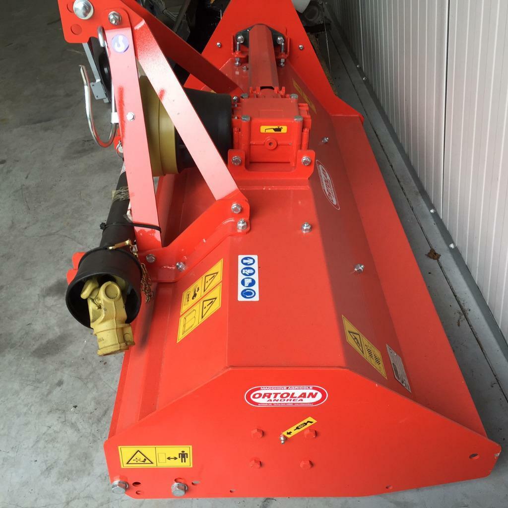 Verticuteer machine 3 punt Cat.1 voor mini of compacttractor, Zakelijke goederen, Machines en Bouw | Tuin, Park en Bosbouw, Ophalen of Verzenden