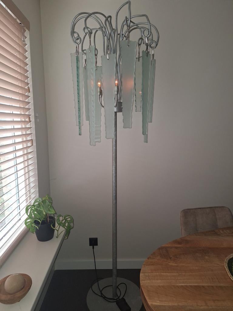 Te koop aangeboden, zeer mooie industriële lamp., Ophalen of Verzenden, Zo goed als nieuw, Glas, 200 cm of meer