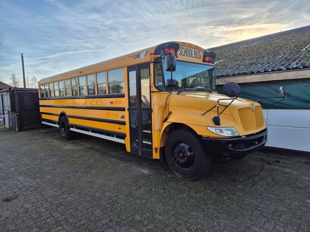 Amerikaanse Schoolbus IC Bouwjaar 2013 Automaat, Achterwielaandrijving, Overige kleuren, Leder, Bruin