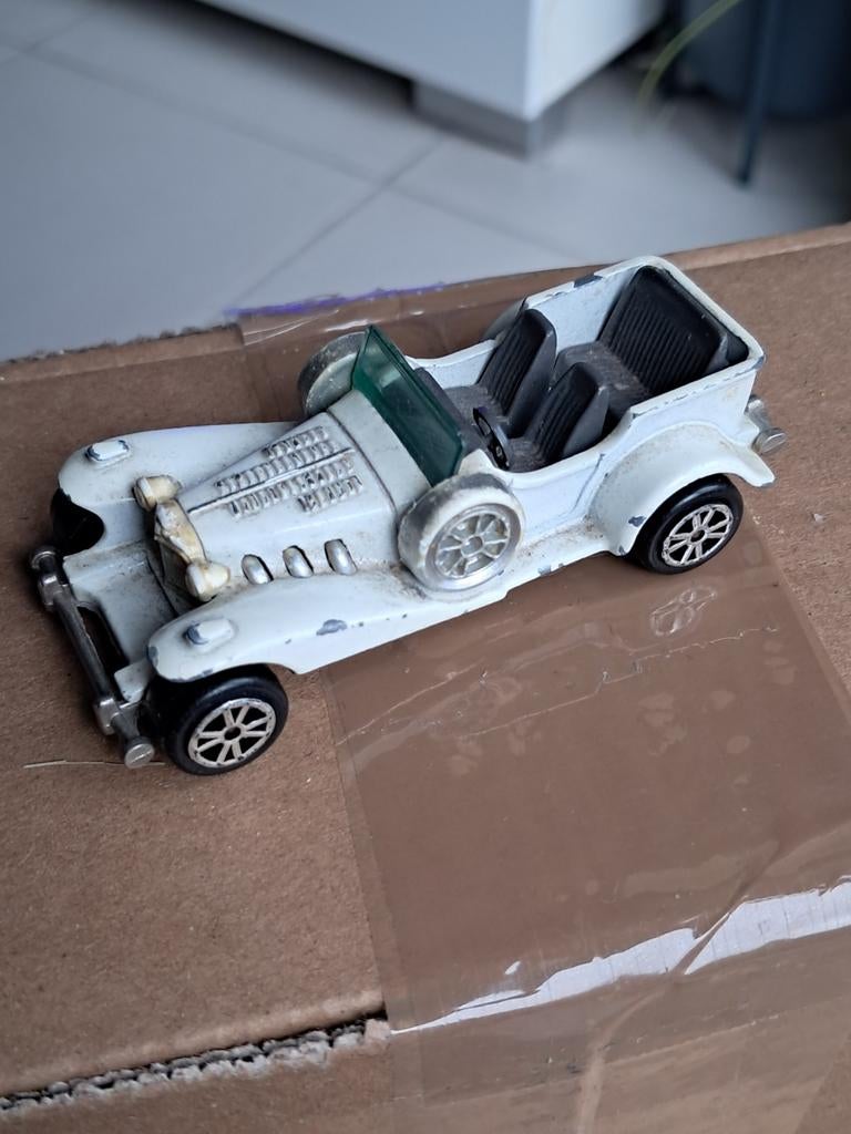 Majorette Excalibur wit bespeeld en incompleet, Ophalen of Verzenden, Gebruikt, Bus of Vrachtwagen