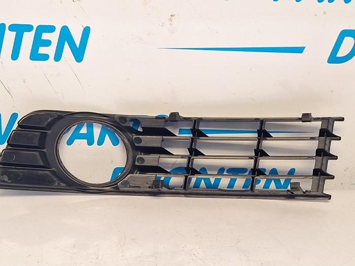 Bumper Rooster van een Audi A4, -, Verzenden, -, Nieuw