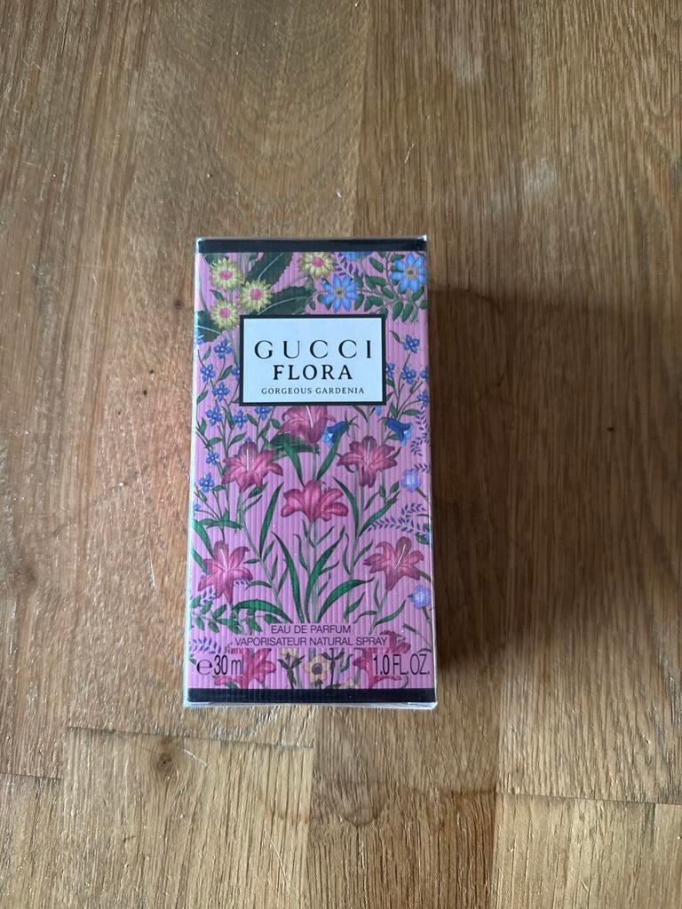 Gucci Flora Gorgeous Gardenia 30ml - Nieuw in doos, Sieraden, Tassen en Uiterlijk, Uiterlijk | Parfum, Nieuw, Ophalen