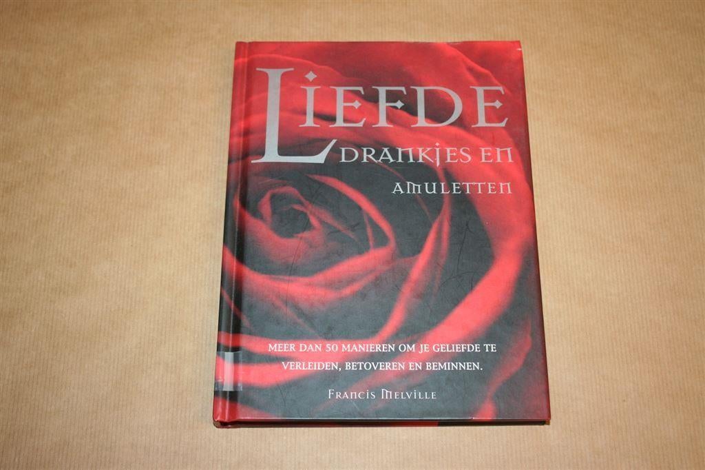 Liefdesdrankjes & amuletten - Francis Melville, Boeken, Ophalen of Verzenden, Zo goed als nieuw, Overige onderwerpen, Achtergrond en Informatie