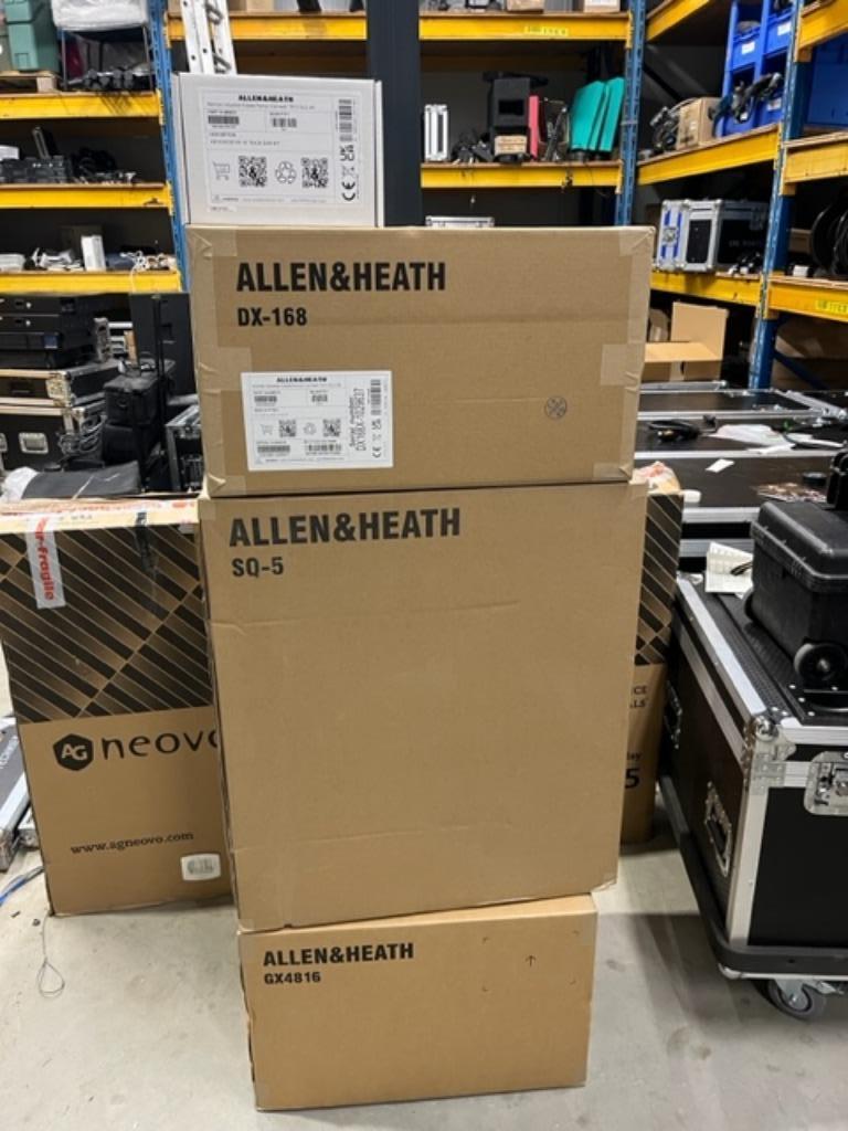 NIeuwe Allen & Heath SQ5 mengtafel + GX4816 stageblok, Ophalen, Allen & heath, Zo goed als nieuw, 20 kanalen of meer
