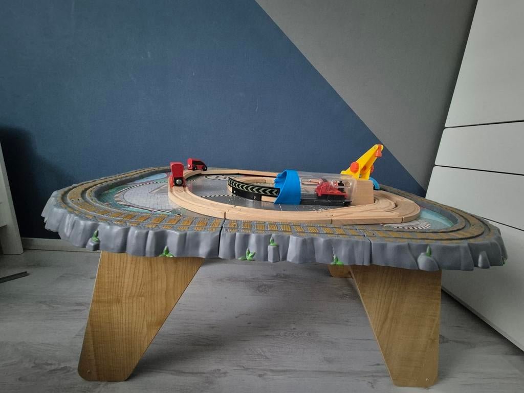 Treintafel met accessoires., Ophalen of Verzenden