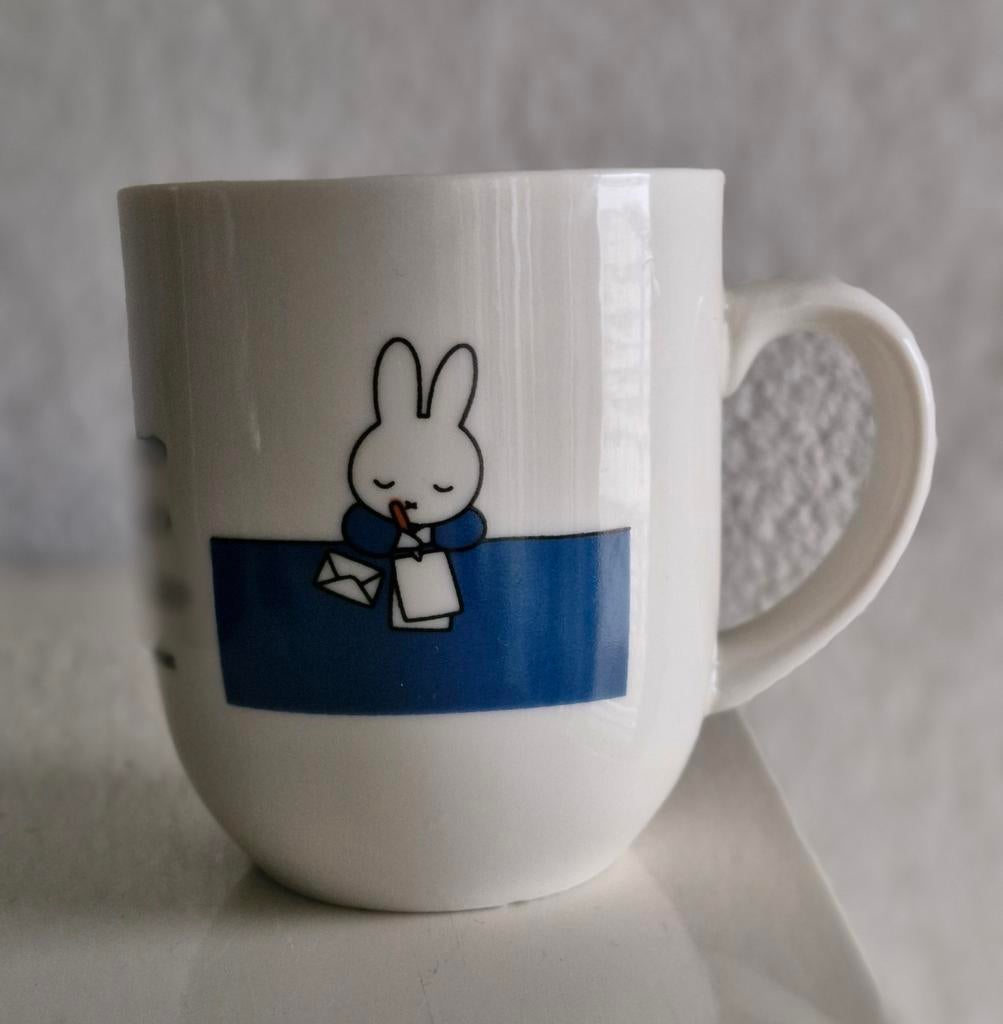 Douwe Egberts Beker Nijntje, Ophalen of Verzenden, Overige figuren, Zo goed als nieuw, Gebruiksvoorwerp