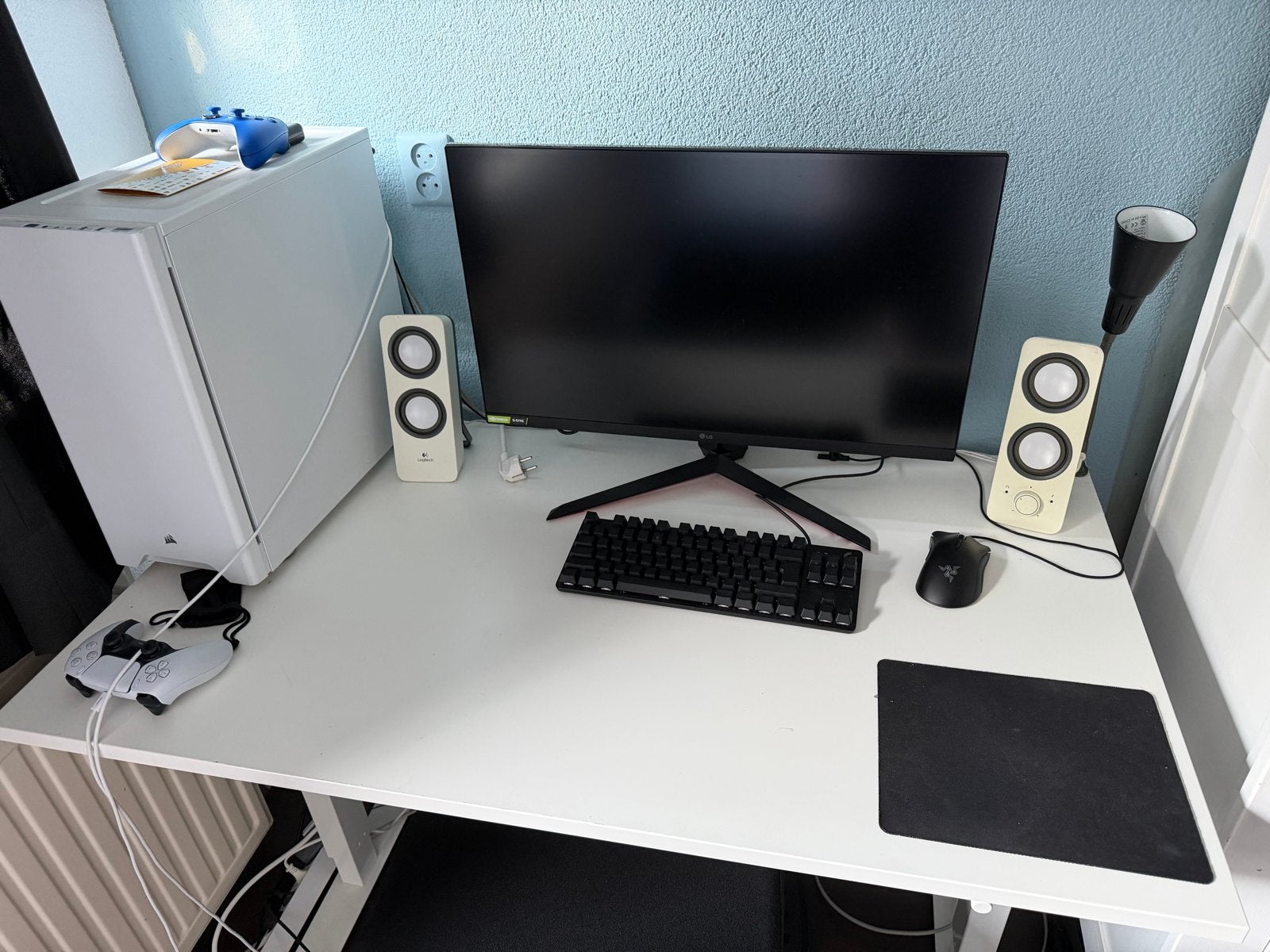 IKEA Trotten bureau 120x70cm, hoogte verstelbaar via hendel, Ophalen, Zit-sta bureau, Gebruikt, Spaanplaat of MDF