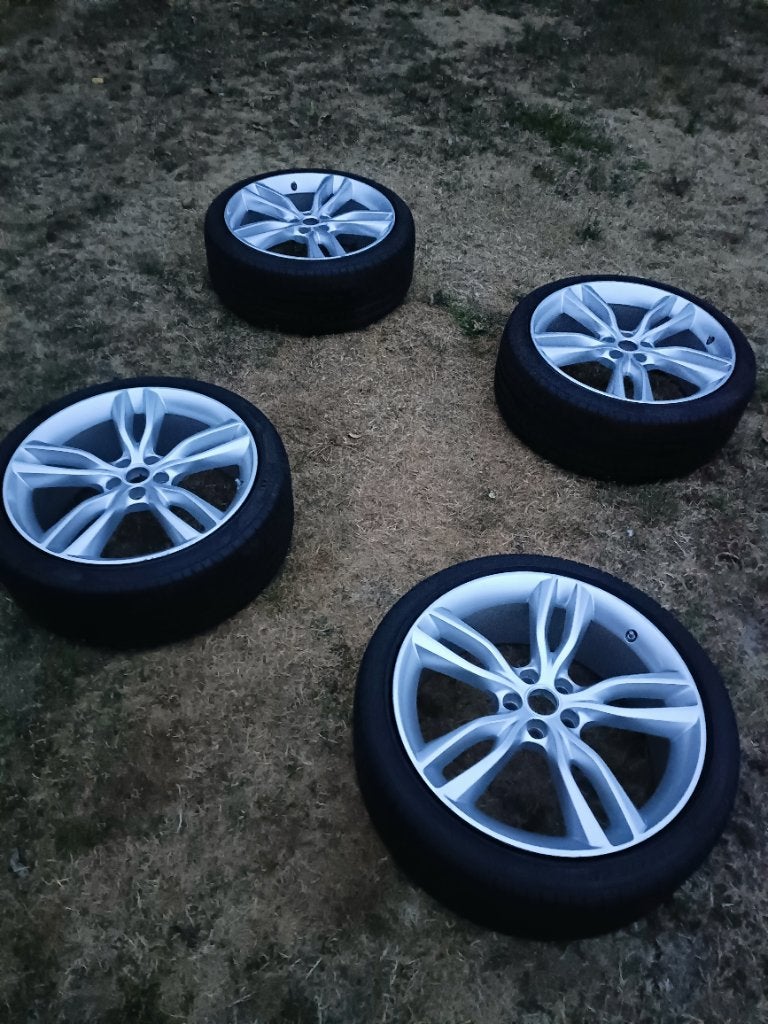 Orginele 20inch Jaguar XF Star velgen met Pirrelli 255/35/20, Ophalen, Gebruikt, Jaguar