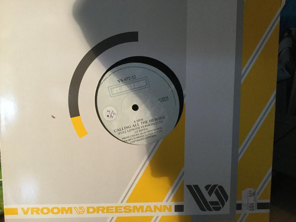 It Bites-Calling all the heroes. 12” 45RPM maxisingle., Ophalen of Verzenden, Gebruikt, 12 inch, Poprock
