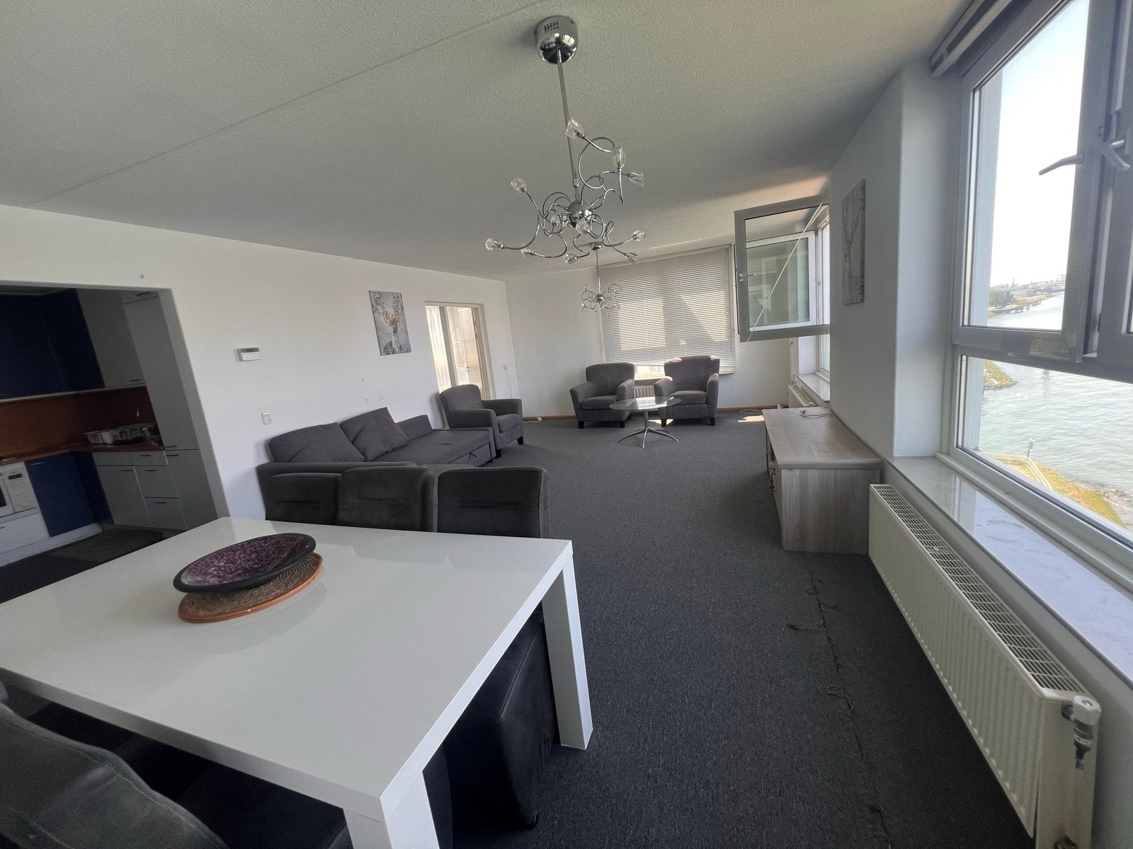 Comfortabele slaapbank met salontafel compleet woon kamer, Ophalen, Gebruikt, Hoekbank, Driepersoons