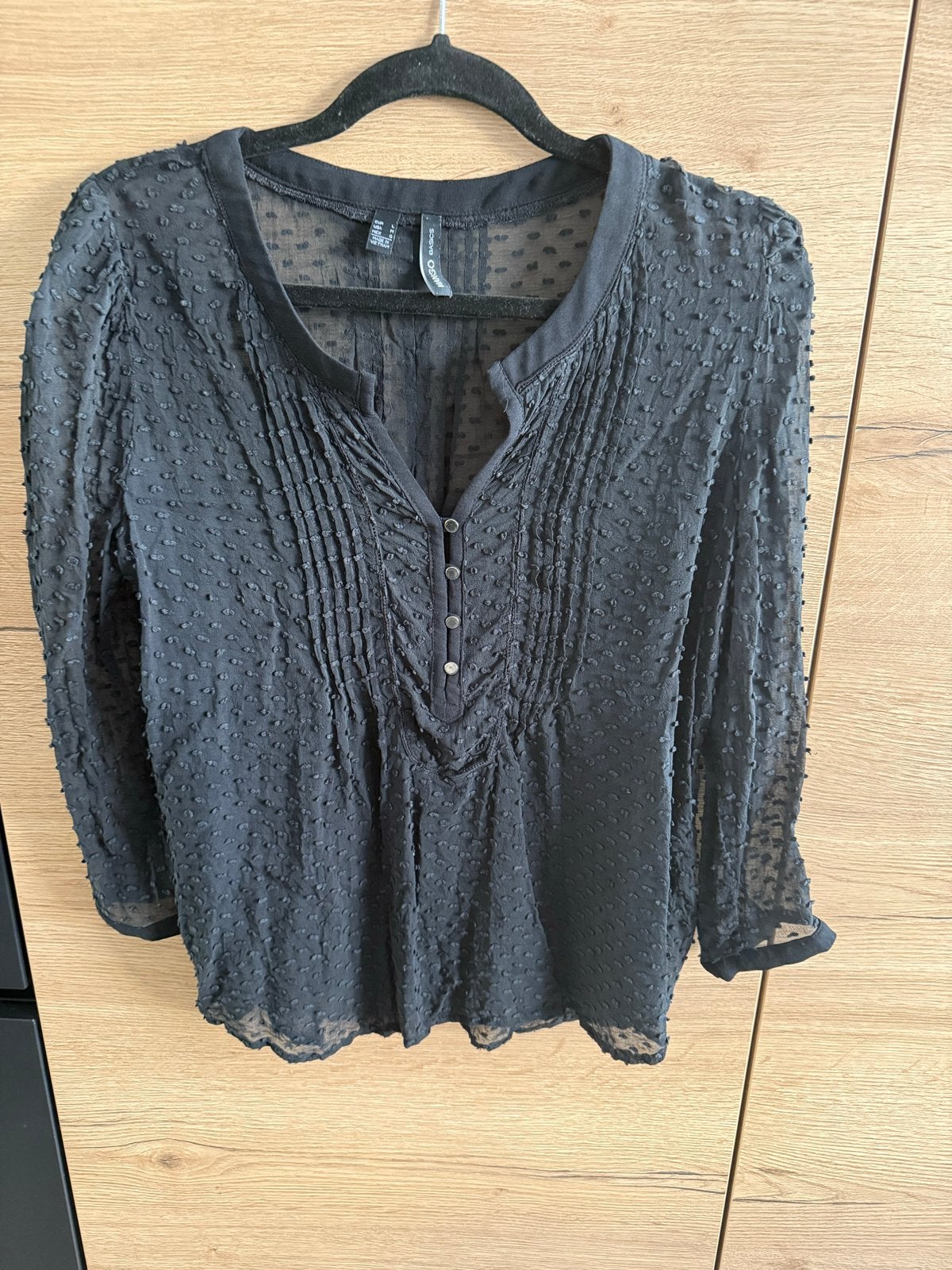 Mango Basics Zwarte Blouse met Stipjes - Maat L, Ophalen of Verzenden, Zo goed als nieuw, Maat 42/44 (L), Zwart