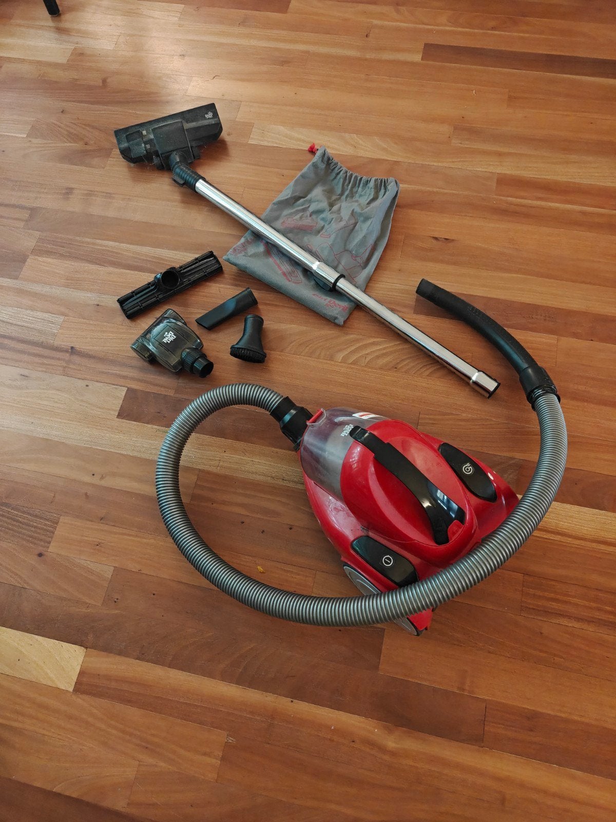 Compacte stofzuiger met accessoires, Ophalen, Gebruikt, Sledestofzuiger, Minder dan 1200 watt