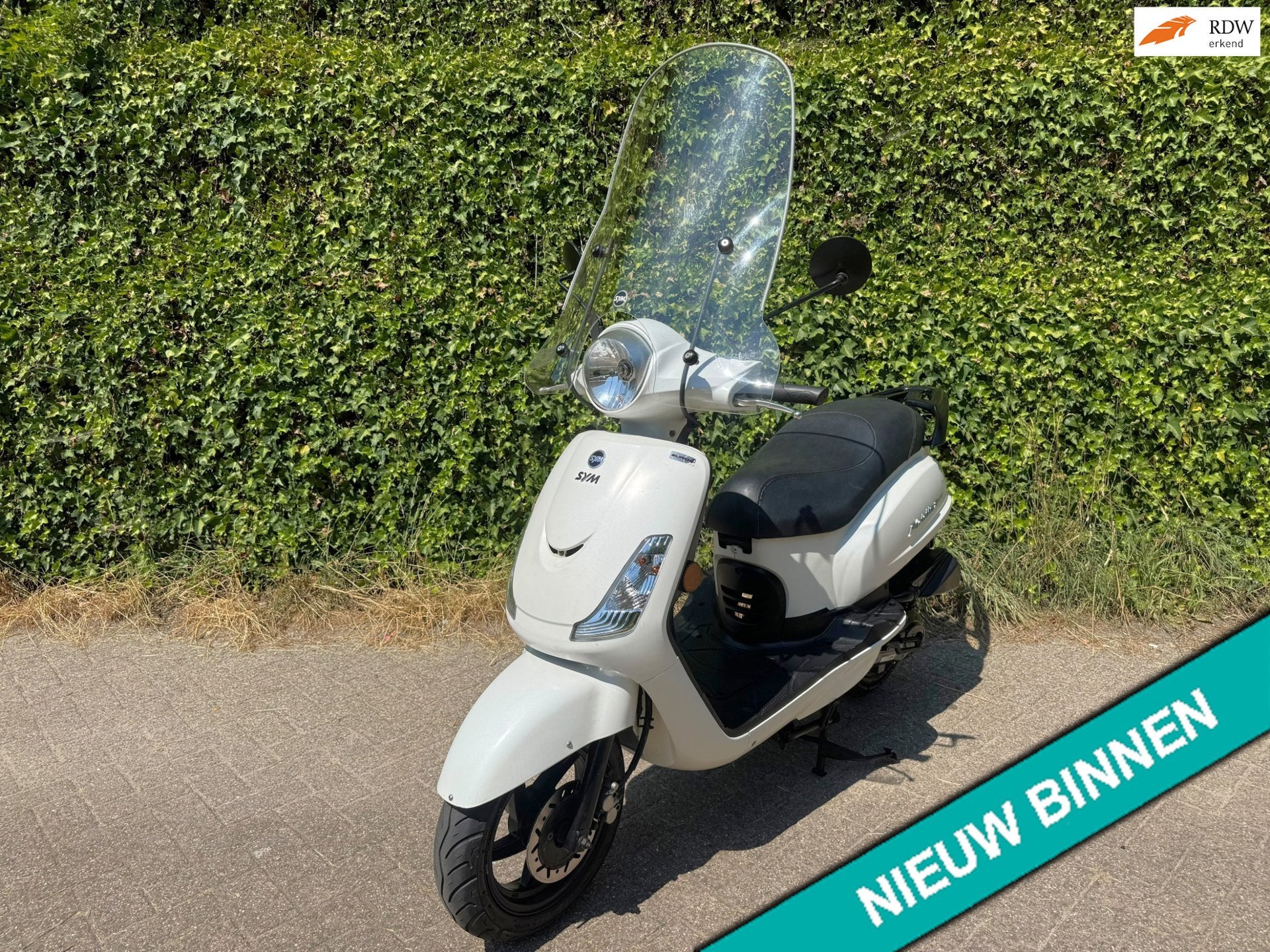 SYM Fiddle 2 E4 Scooter Mat White Windscherm Betaal met in3, 49 cc, S, Benzine, Fiddle