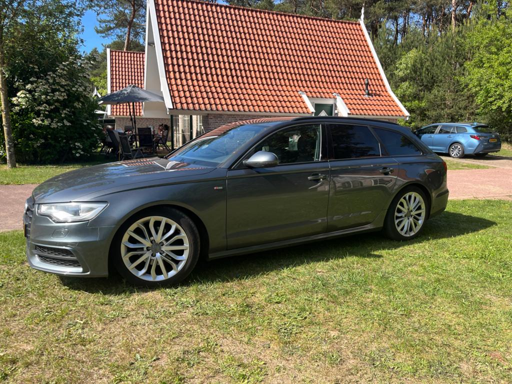Audi A6 2.0 Tfsi 132KW Avant Multitr 2014 Grijs, Auto's, Audi, 15 km/l, 4 cilinders, 1984 cc, 179 pk