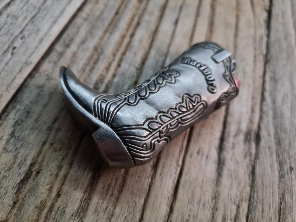 Marlboro aansteker in cowboylaars vorm, Ophalen of Verzenden, Aansteker