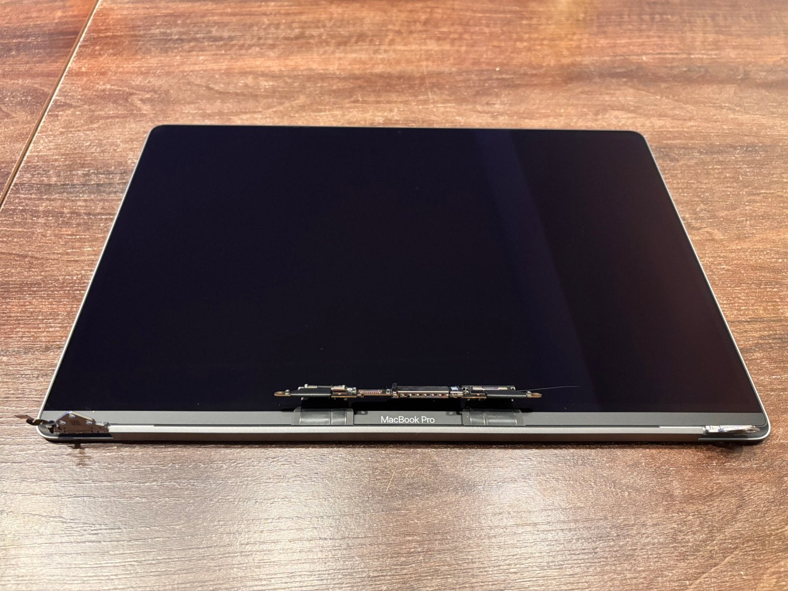 Origineel Apple MacBook Pro 16" (A2141) LCD Scherm, Computers en Software, Gebruikt, 2 tot 3 Ghz, Qwerty, 8 GB