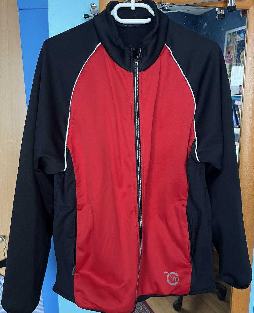 mooi rood zwart vestjasje Movement 42/44 zgan, Ophalen of Verzenden, Zo goed als nieuw, Maat 42/44 (L), Rood