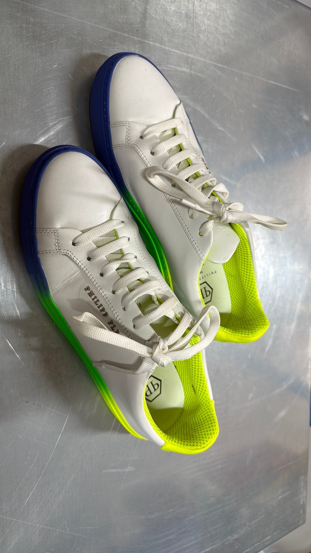Te koop Philip Plein schoenen maat 41, Ophalen of Verzenden, Zo goed als nieuw, Wit, Sneakers of Gympen