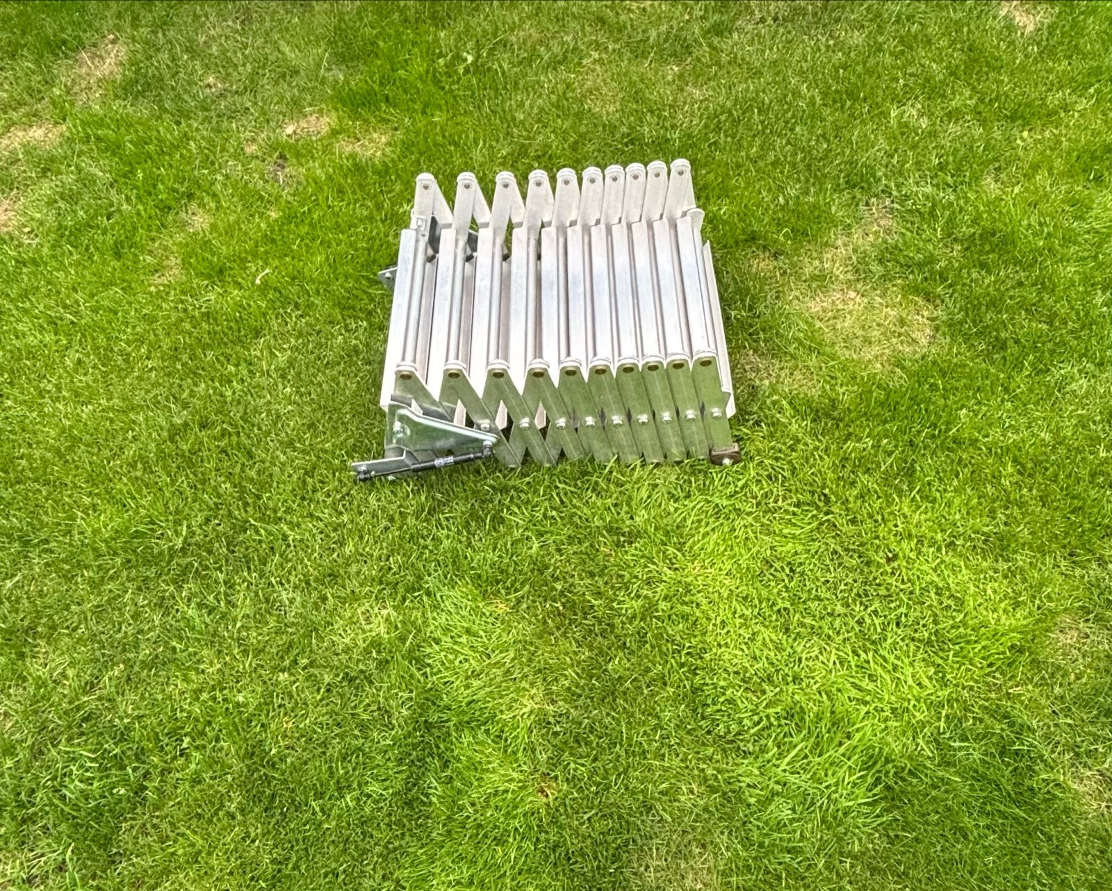 Aluminium schaartrap 260cm, Doe-het-zelf en Verbouw, Ophalen, Gebruikt, Ladder, Opvouwbaar of Inschuifbaar