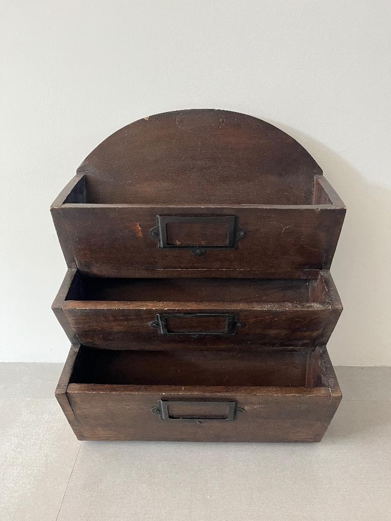 Brocante houten brieven/post houder, Ophalen