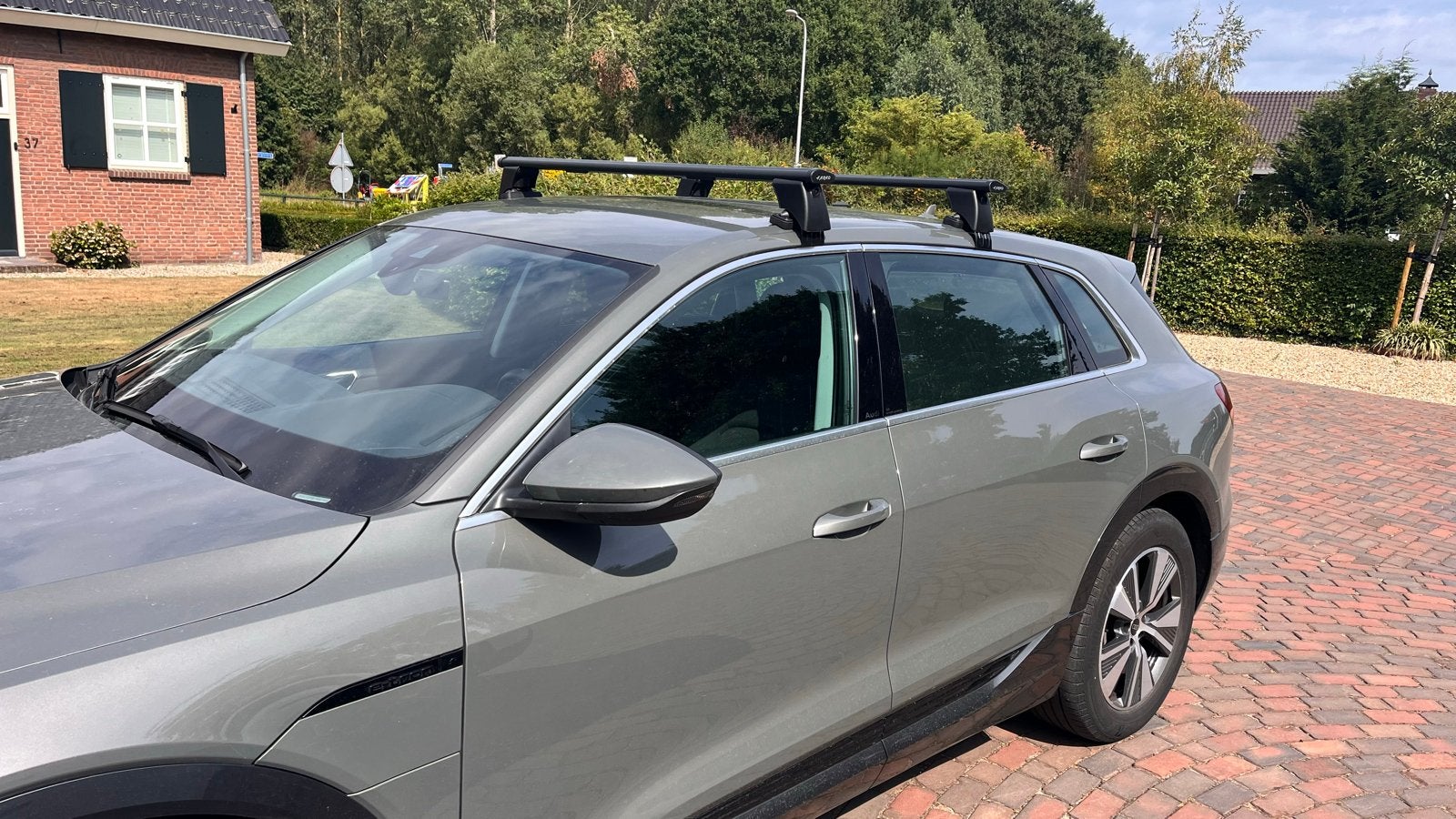 Faradbars BS181 Dakdragers voor Audi E-tron Q8, Auto diversen, Dakdragers, Ophalen, Gebruikt