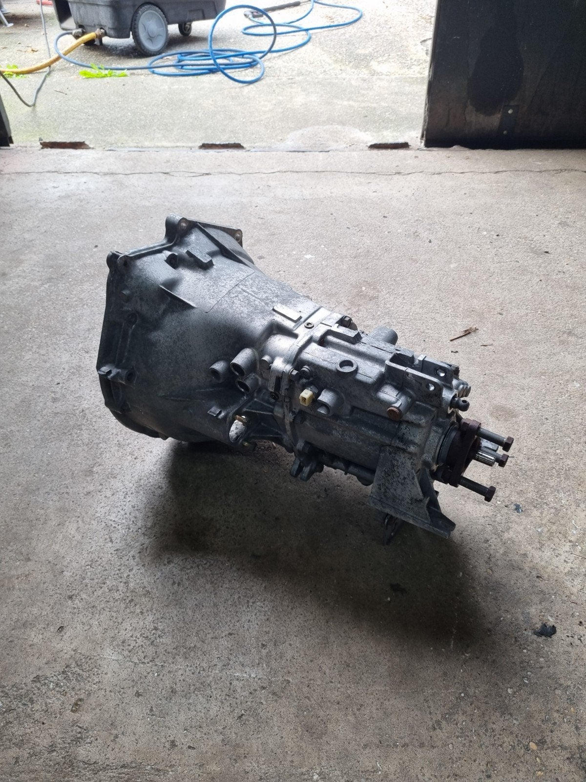 Handbak BMW E36 323i 6 cilinder, Ophalen, Gebruikt, BMW