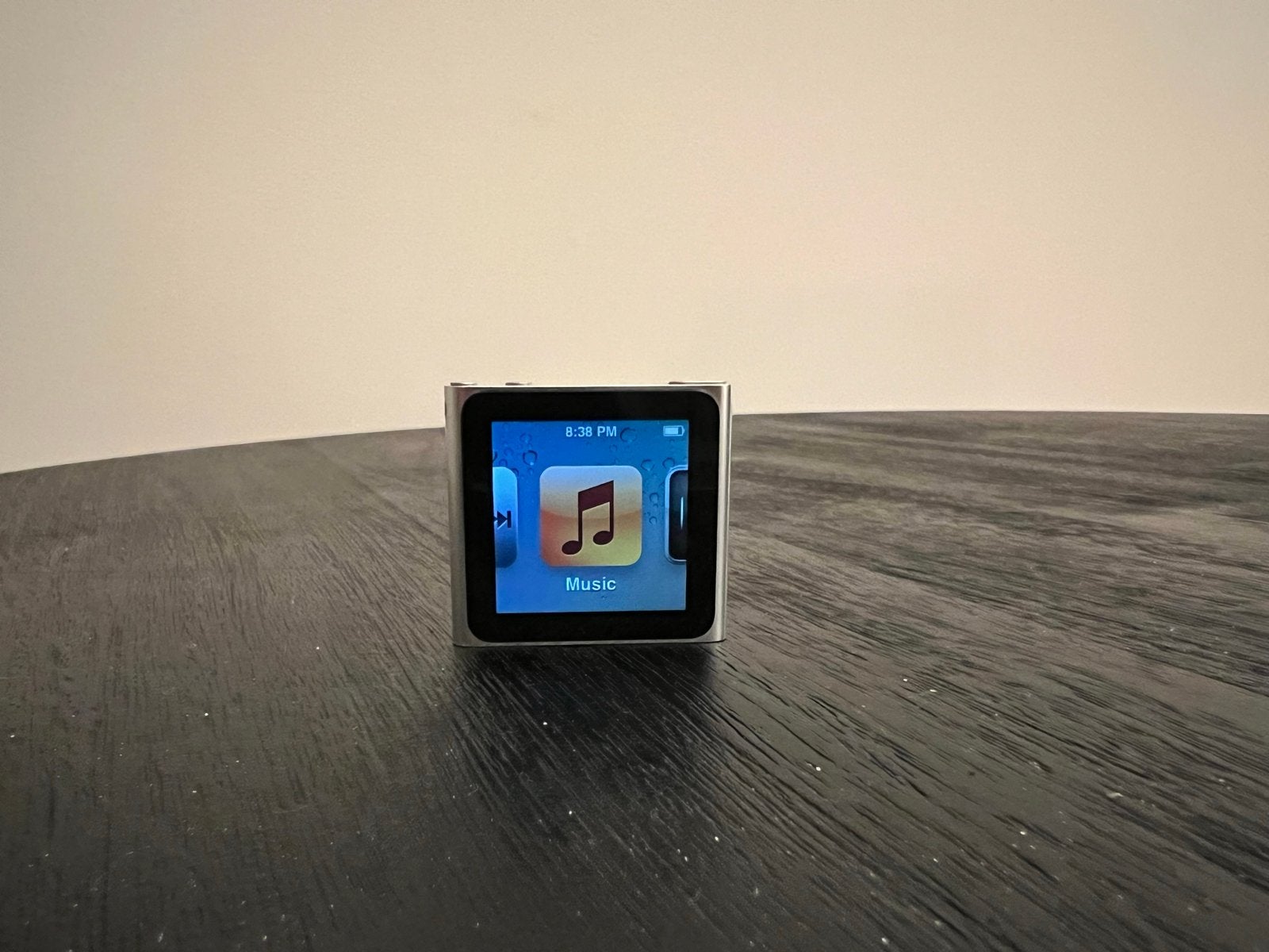 iPod Nano 6e Generatie, Ophalen of Verzenden, Zo goed als nieuw, Nano, Zilver