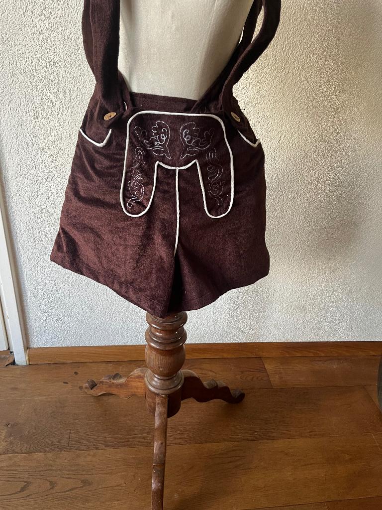 Bruine "Lederhose" maat M, Maat 48/50 (M), Ophalen of Verzenden, Overige thema's, Boland