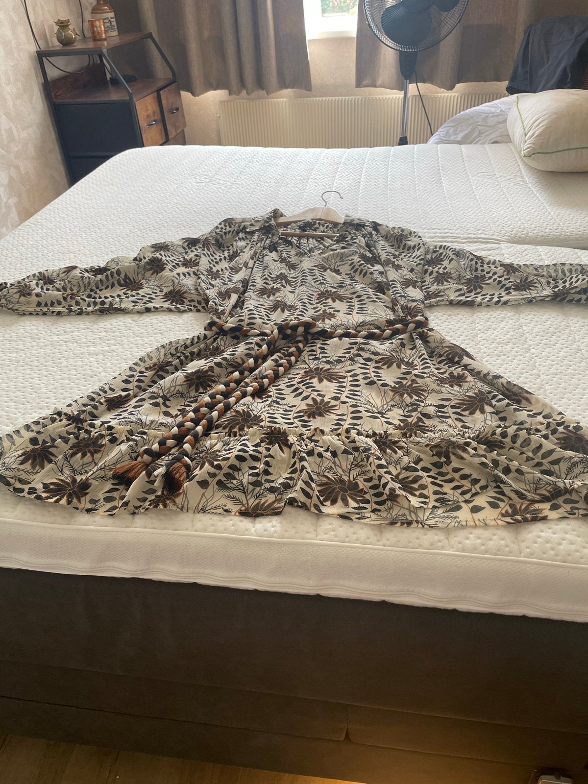 Jurk met bloemenprint en gevlochten riem van Eksept, Maat 38/40 (M), Meerkleurig, Nieuw, Ophalen of Verzenden