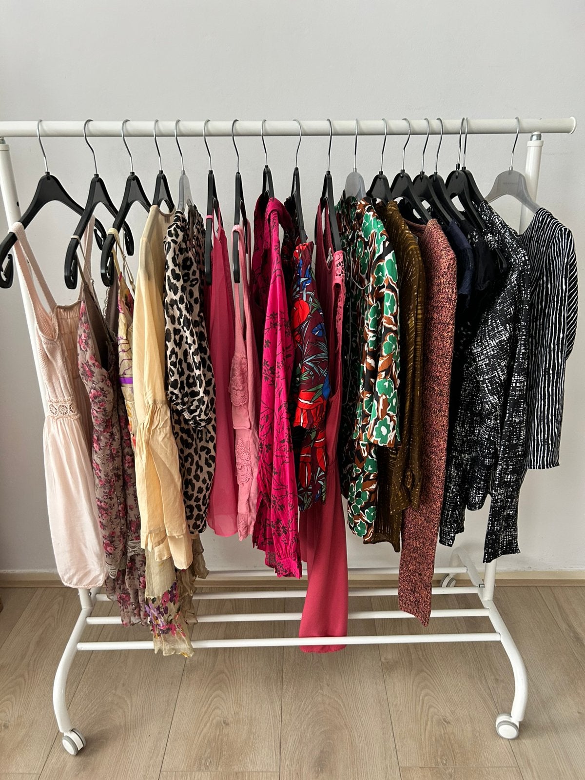 Dameskleding pakket 29 stuks maat XS, 34, Kleding | Dames, Ophalen, Maat 34 (XS) of kleiner