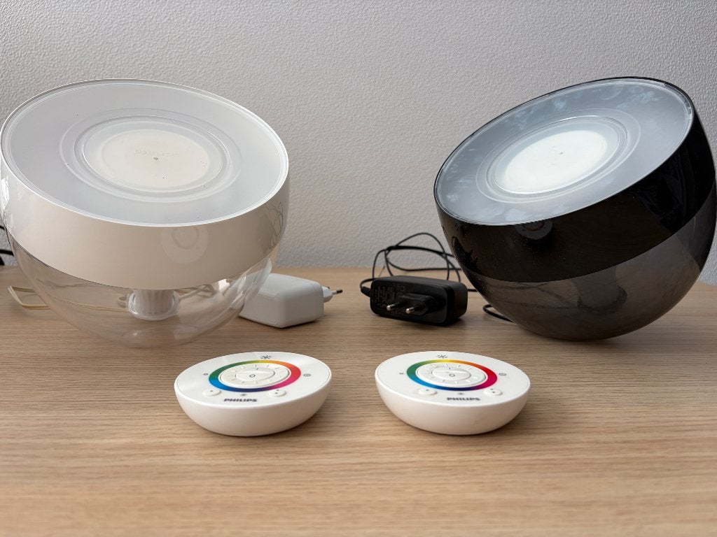 Philips LivingColors gen 2 LED lampen - DEFECT (2 stuks), Kunststof, Gebruikt, Afstandsbediening, Overige fittingen